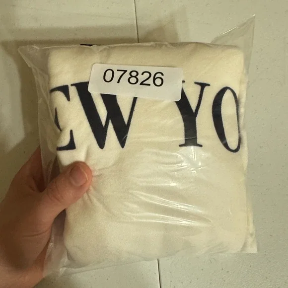 Abercrombie Sweatshirt Womens M Cream New‎ York Balloon Sleeve Crewneck Preppy - Picture 10 of 10